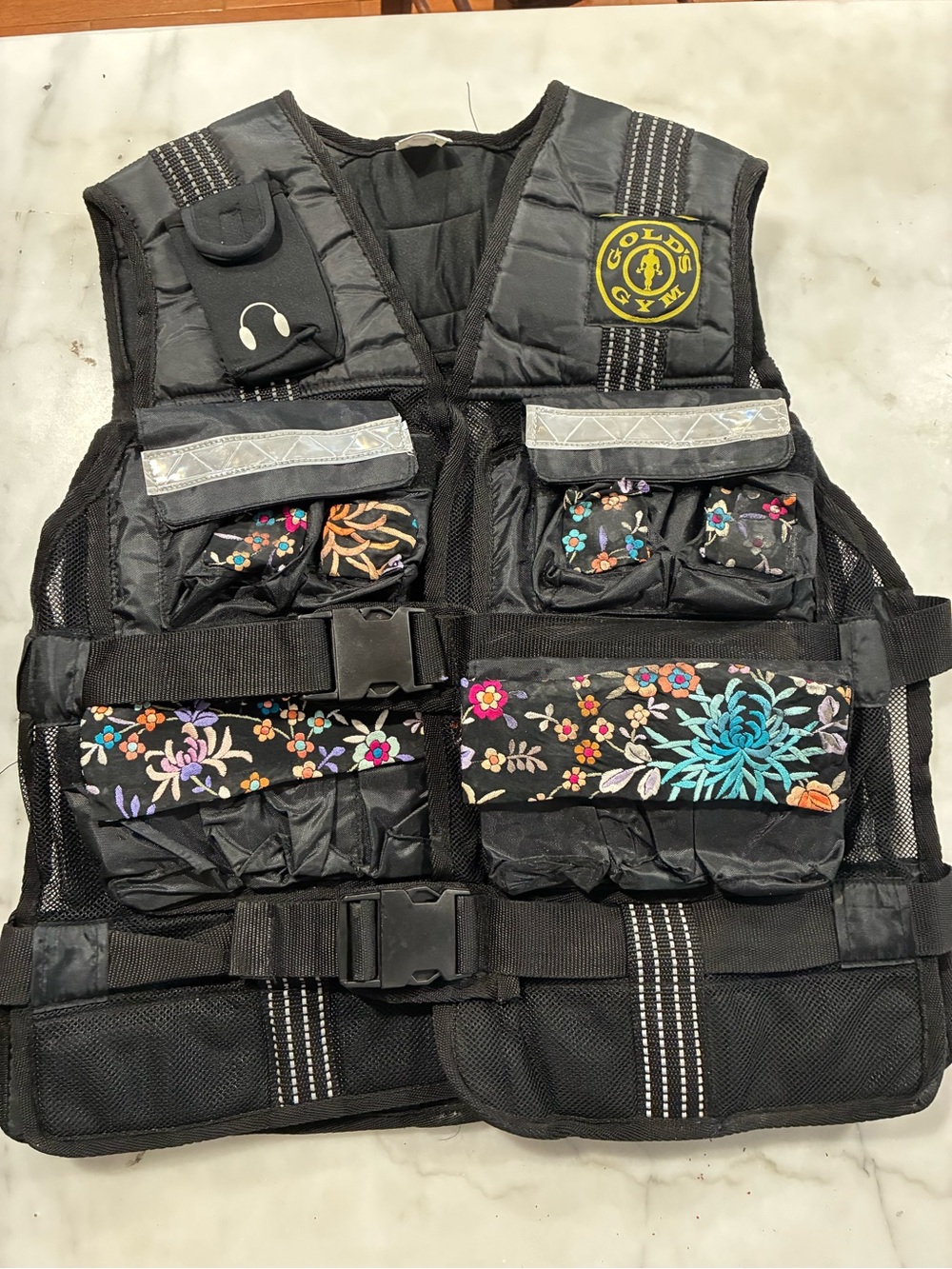 Golds Gym Weighted Workout Exercise Vest - No weights, Vest only